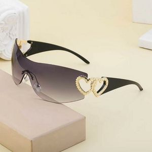 Stunning Heart Shapped glasses